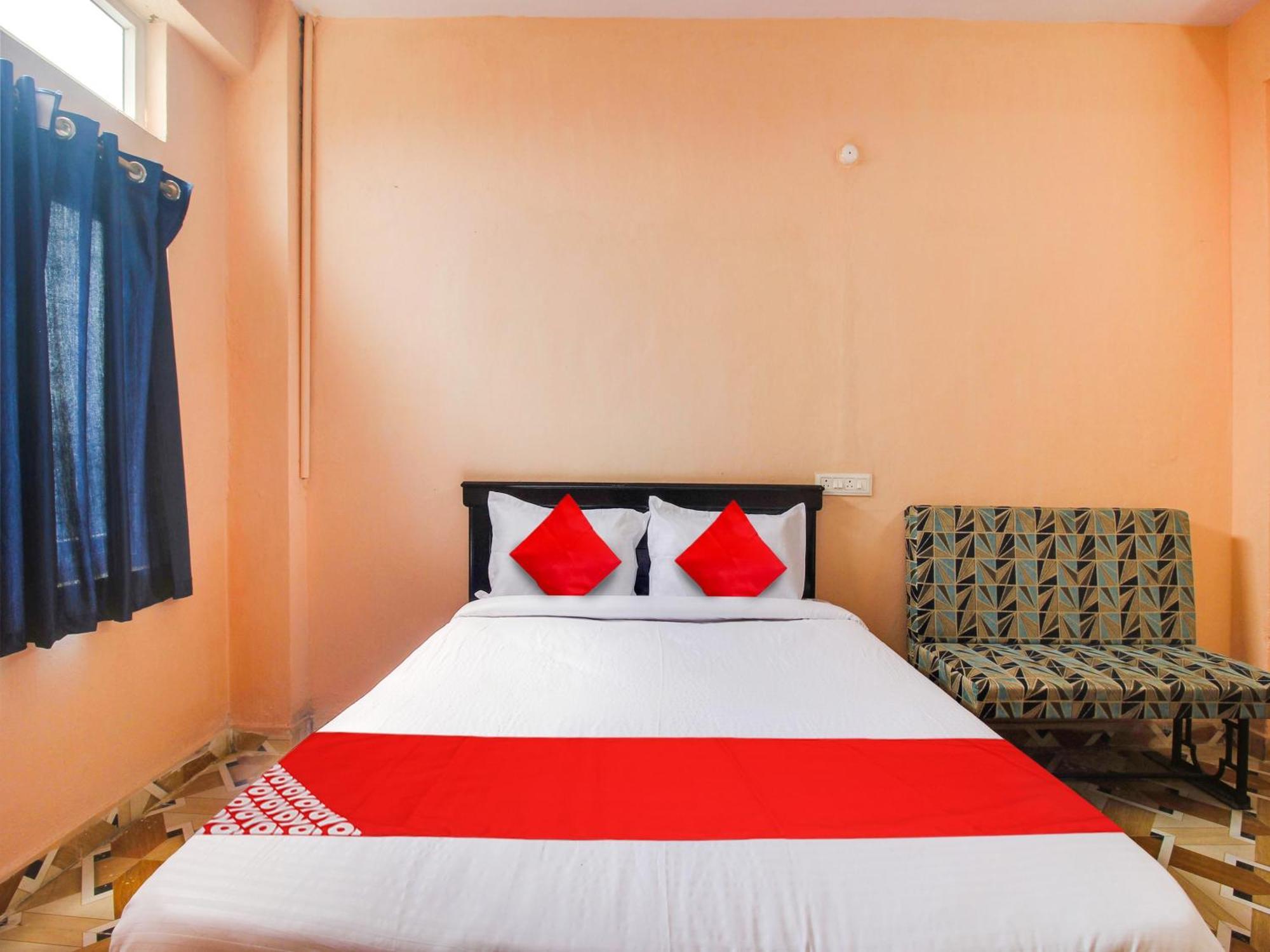 Hotel O R.J.International Pedda Ambarpet Екстериор снимка