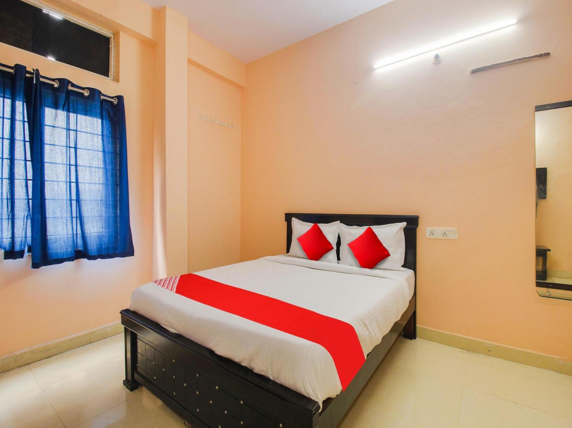 Hotel O R.J.International Pedda Ambarpet Екстериор снимка